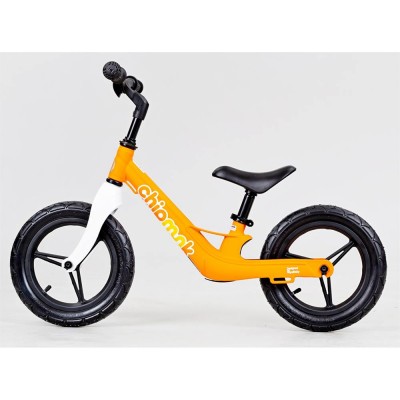 Беговел RoyalBaby Chipmunk 12’’ CM-B002A Magnesium Air надувные колеса orange Беговел RoyalBaby Chipmunk 12’’ CM-B002A Magnesium Air надувные колеса orange