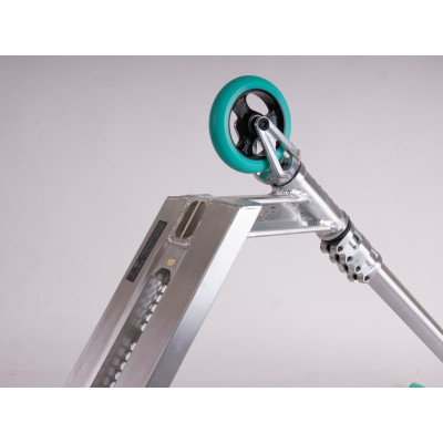 Трюковой самокат Tech Team Zefir Street emerald